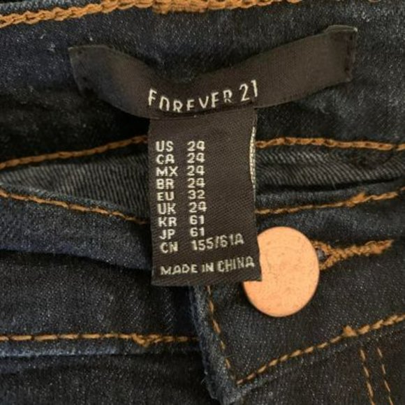 Forever 21 Low-Rise Dark Wash Skinny Jeans - Picture 3 of 3
